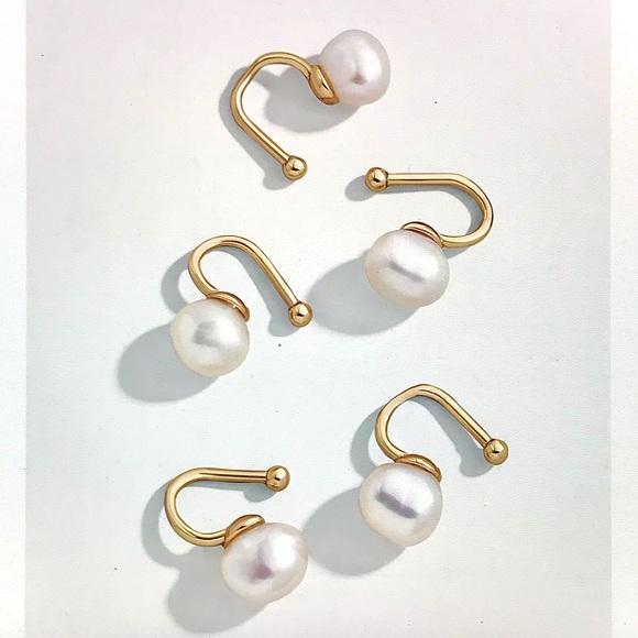 BaubleBar Jewelry - 🤍BaubleBar Aleah Ear Cuff Set🤍